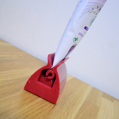 ProZone Standing Tube Squeezer STS-1 Red