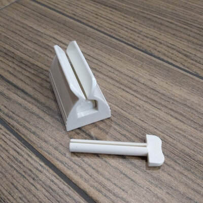 ProZone Standing Tube Squeezer STS-1 White